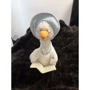 Mother Goose Animated Story Telling Nursery Rhymes Plush LTD commodities